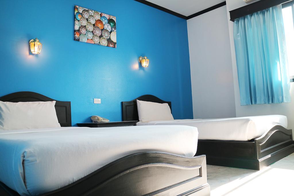 Ava Hotel Phitsanulok Bagian luar foto