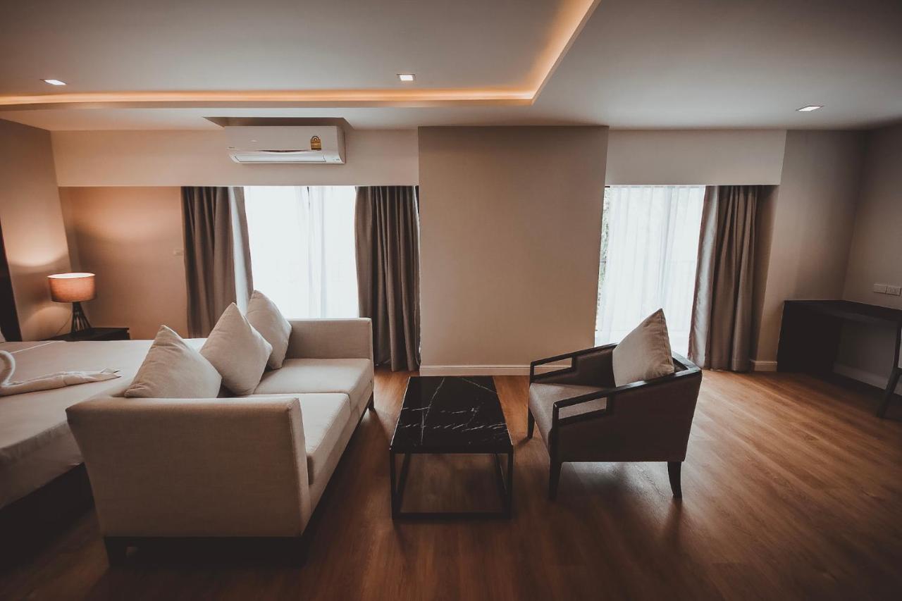 Ava Hotel Phitsanulok Bagian luar foto